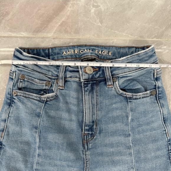 Women’s American Eagle Slim Straight Super Stretch Frayed Hem Jeans Size 00 - Picture 15 of 16